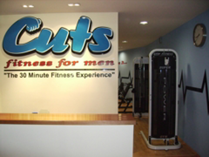 Cuts Fitness For Men, Belleza / Est�tica / Gimnasios