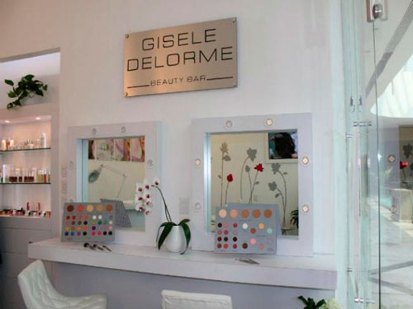 Gisele Delorme lidera el sector de las franquicias de belleza