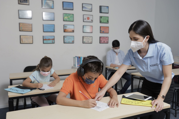 NIVEL EDUCATIVO CON UN ATRASO DE HASTA 3 CICLOS ESCOLARES POR PANDEMIA: KUMON