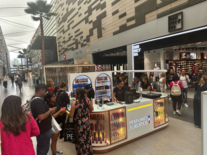 Dos aperturas de franquicias Perfumes Europeos en Paseo Acoxpa y Galerías Pachuca.